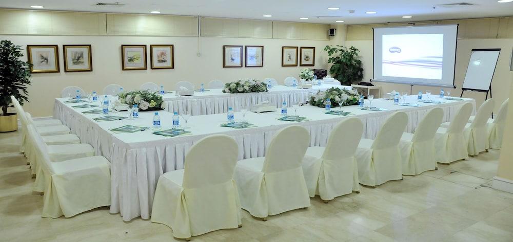 فندق المنزل هابيتات 3*